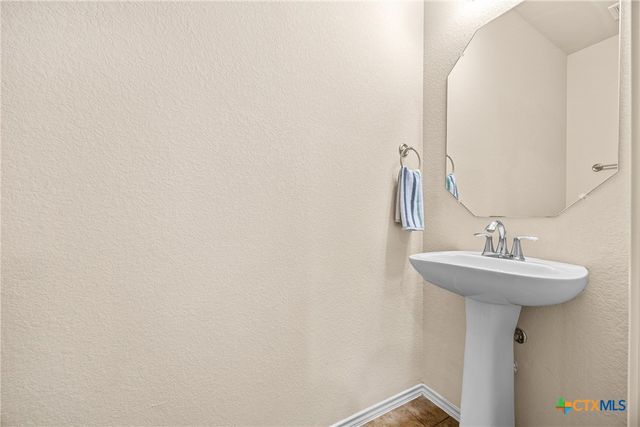 5507 Sulfur Spring Drive, Killeen, TX 76542
