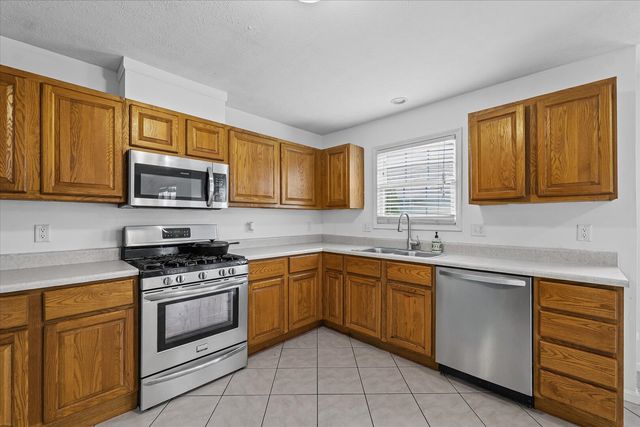 1501 ABERCORN Street, Urbana, IL 61802