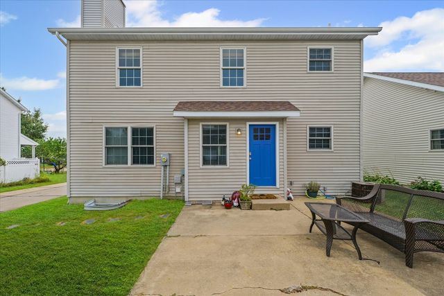 1501 ABERCORN Street, Urbana, IL 61802