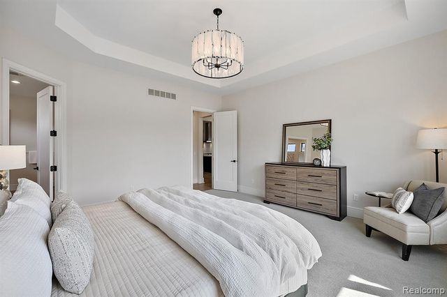 49351 Villa Court, Novi, MI 48374