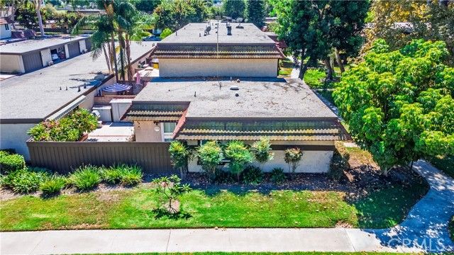 1424 N Stoneyhaven Lane, Anaheim, CA 92801