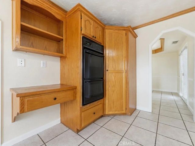 17895 Cumberland Way, Victorville, CA 92395