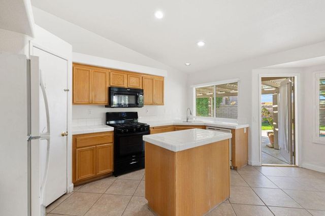 46579 Via Paraiso, Indio, CA 92201