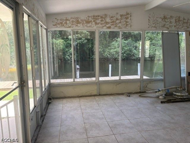 350 Shoreland DR, Fort Myers, FL 33905