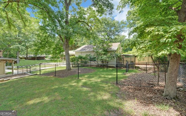 1858 Pinecrest Road, Gainesville, GA 30501