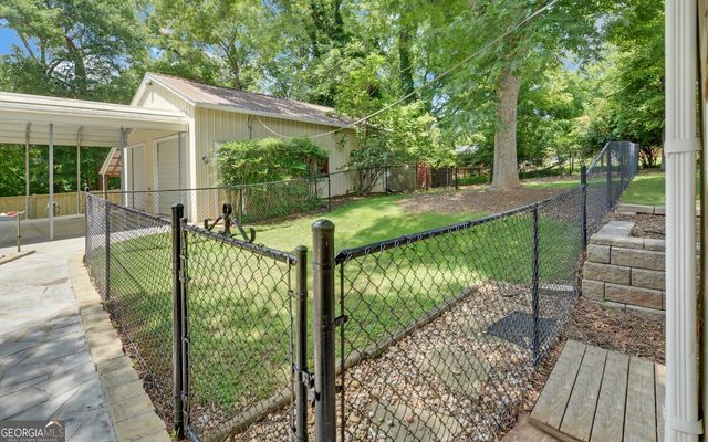 1858 Pinecrest Road, Gainesville, GA 30501