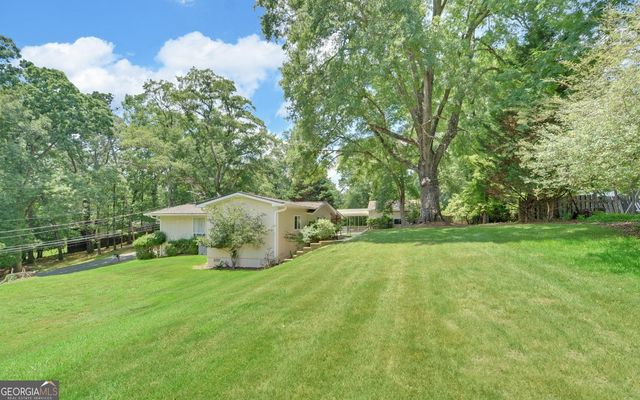 1858 Pinecrest Road, Gainesville, GA 30501