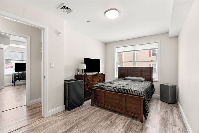 26 Randolph Dr 26, Tewksbury, MA 01876