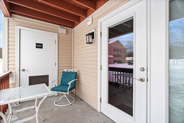 26 Randolph Dr 26, Tewksbury, MA 01876