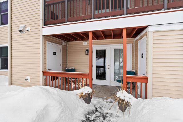 26 Randolph Dr 26, Tewksbury, MA 01876