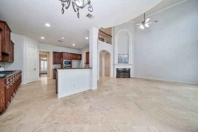 6811 Colonade Trail, Sugar Land, TX 77479