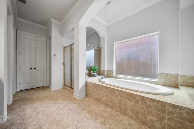 6811 Colonade Trail, Sugar Land, TX 77479