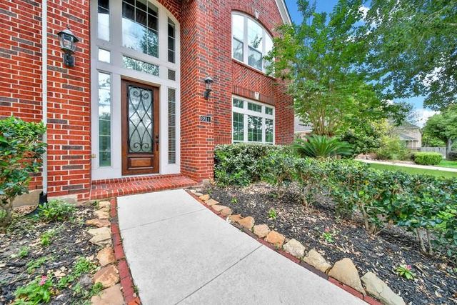 6811 Colonade Trail, Sugar Land, TX 77479