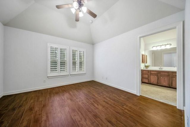 6811 Colonade Trail, Sugar Land, TX 77479