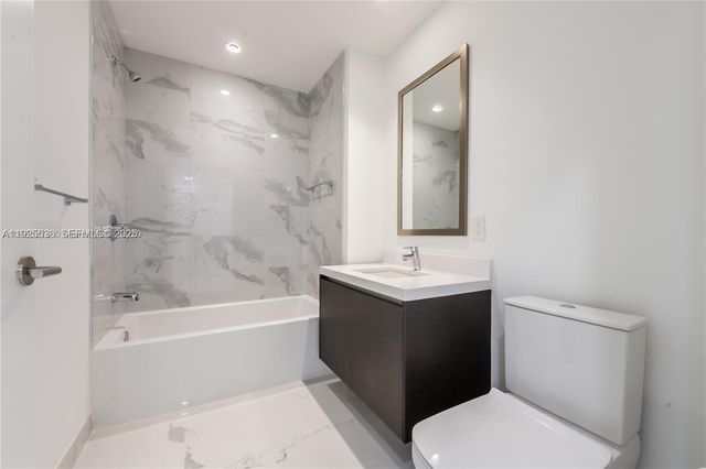 851 NE 1st Ave 3308, Miami, FL 33132