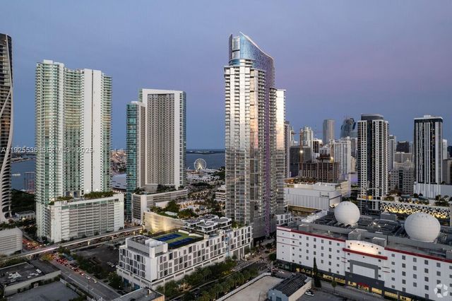 851 NE 1st Ave 3308, Miami, FL 33132