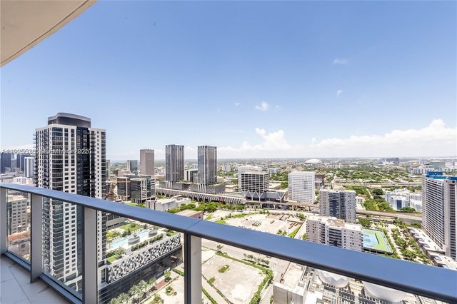 851 NE 1st Ave 3308, Miami, FL 33132