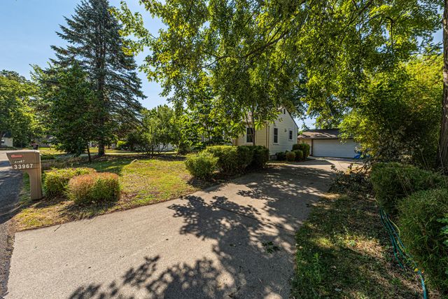 33967 Wadsworth Street, Livonia, MI 48150