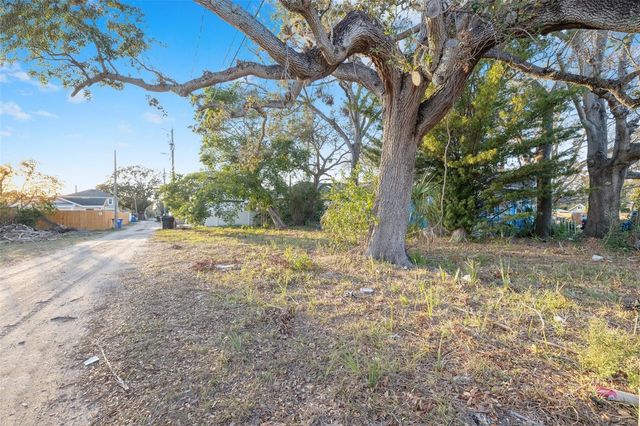 28TH STREET S, St Petersburg, FL 33712