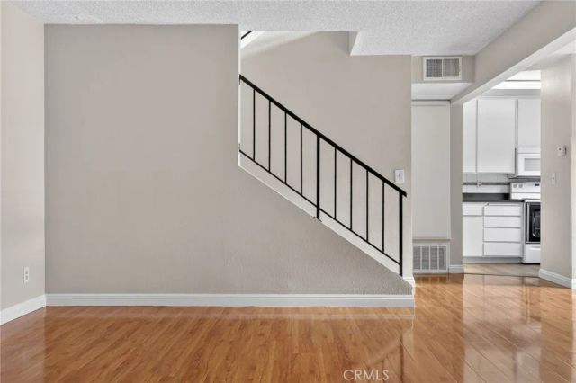 18526 Mayall Street G, Northridge, CA 91324