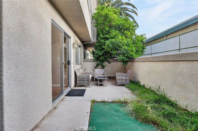 18526 Mayall Street G, Northridge, CA 91324