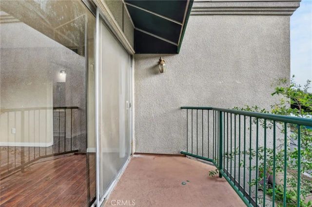 18526 Mayall Street G, Northridge, CA 91324