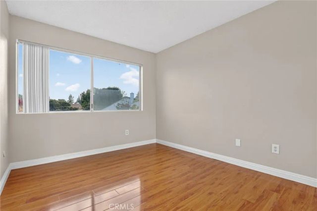 18526 Mayall Street G, Northridge, CA 91324
