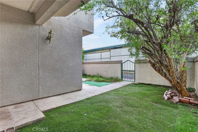 18526 Mayall Street G, Northridge, CA 91324