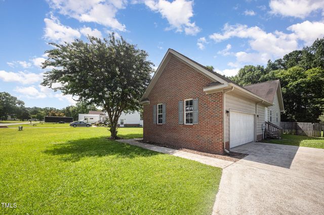 104 Fairfield Drive, Goldsboro, NC 27530