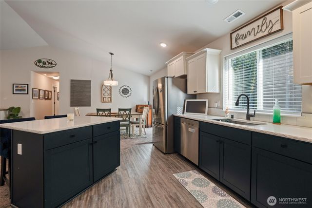 21356 Jefferson Beach Road NE, Kingston, WA 98346