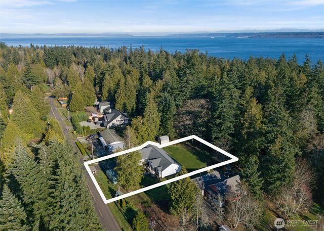 21356 Jefferson Beach Road NE, Kingston, WA 98346