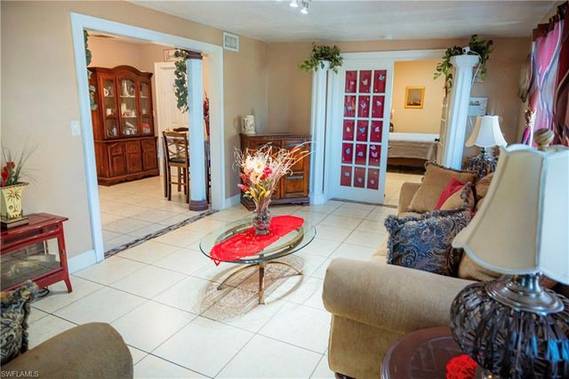 13350 1st ST, Fort Myers, FL 33905