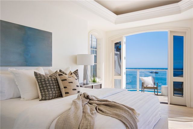 2717 Shell Street, Corona Del Mar, CA 92625