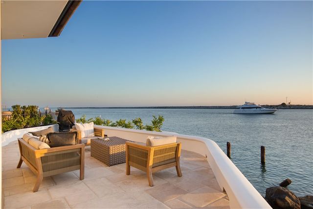 2717 Shell Street, Corona Del Mar, CA 92625