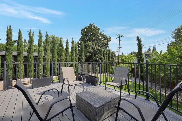 1608 Los Molinos Way, Sacramento, CA 95864