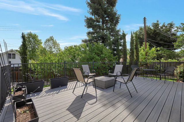 1608 Los Molinos Way, Sacramento, CA 95864