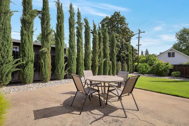 1608 Los Molinos Way, Sacramento, CA 95864