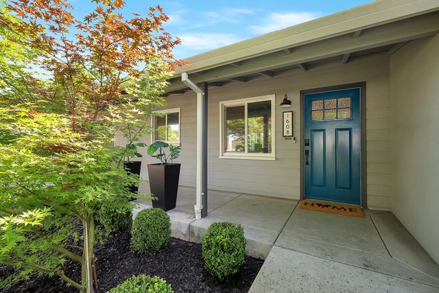 1608 Los Molinos Way, Sacramento, CA 95864