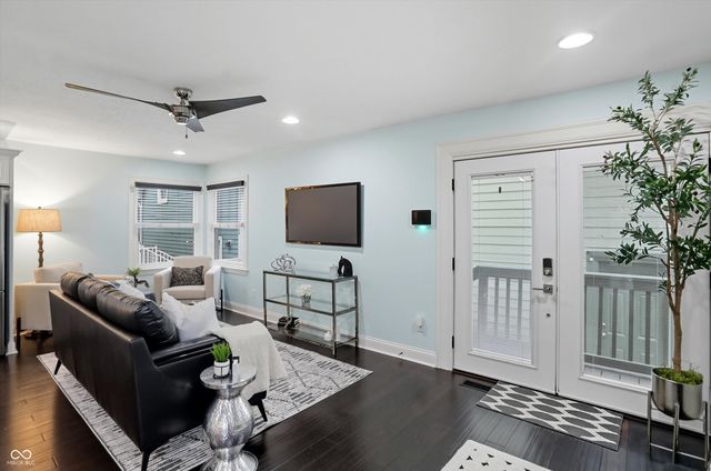 2009 Ruckle Street, Indianapolis, IN 46202