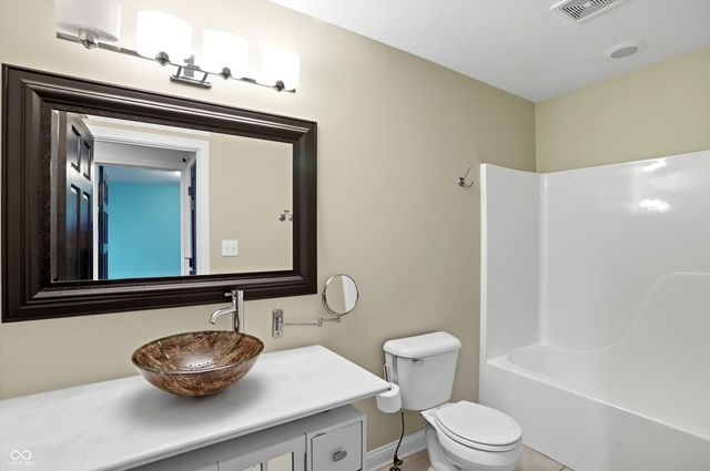 2009 Ruckle Street, Indianapolis, IN 46202