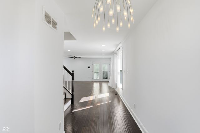 2009 Ruckle Street, Indianapolis, IN 46202