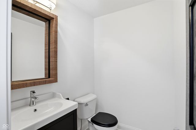 2009 Ruckle Street, Indianapolis, IN 46202