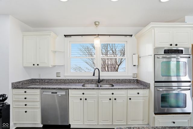 2009 Ruckle Street, Indianapolis, IN 46202