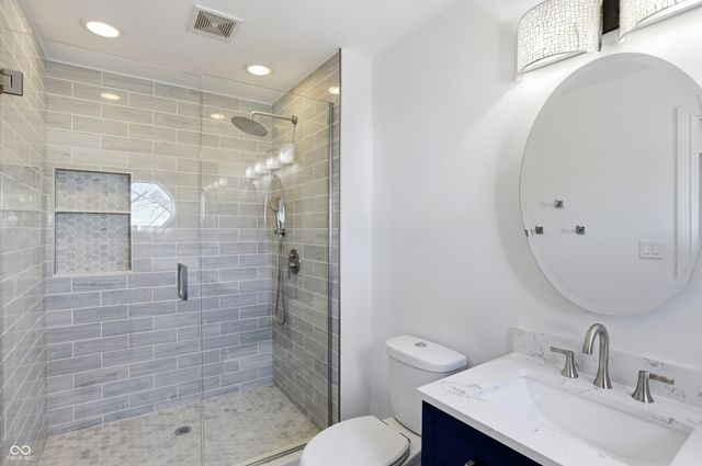 2009 Ruckle Street, Indianapolis, IN 46202