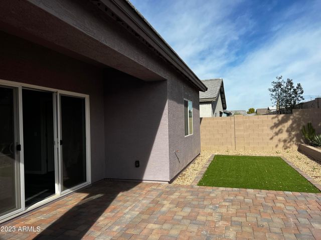 8017 S 6TH Drive, Phoenix, AZ 85041