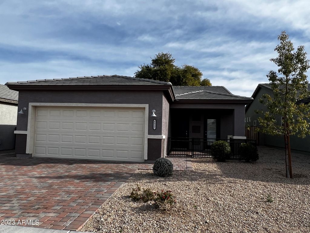 8017 S 6TH Drive, Phoenix, AZ 85041