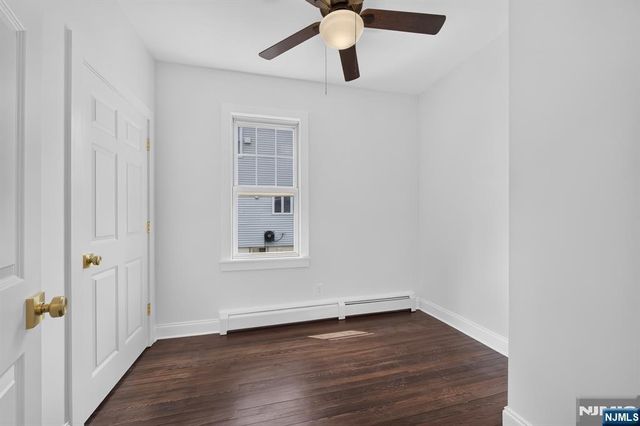 289 Hathaway Street, Wallington, NJ 07057