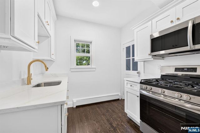 289 Hathaway Street, Wallington, NJ 07057