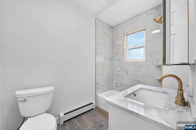 289 Hathaway Street, Wallington, NJ 07057
