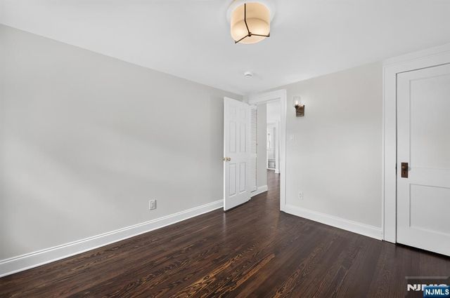 289 Hathaway Street, Wallington, NJ 07057